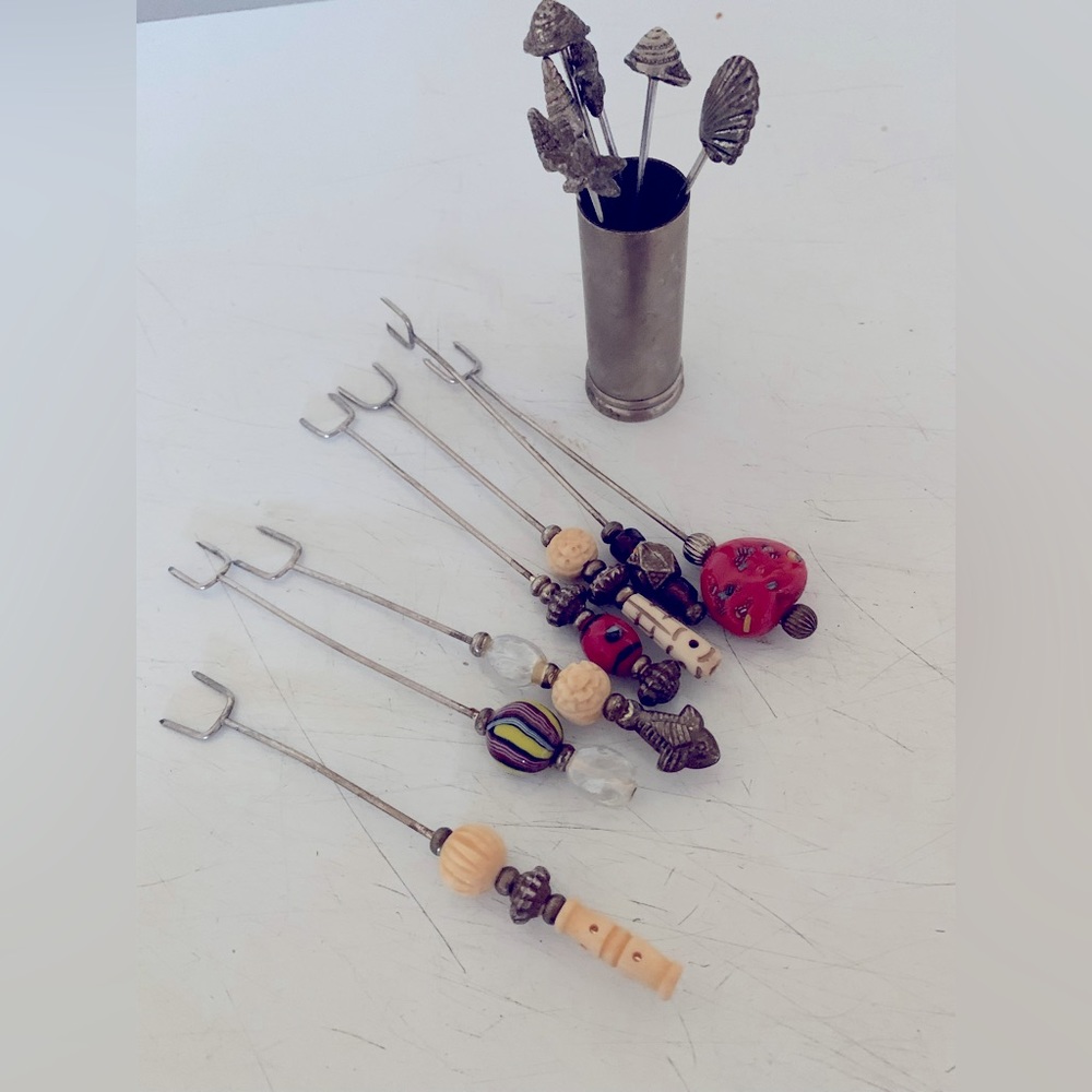 2 sets of cocktail oyster servers